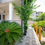 Apartamento Alisa *