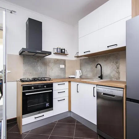 Alisa Apartment