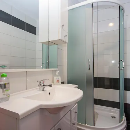 Alisa Апартаменты *