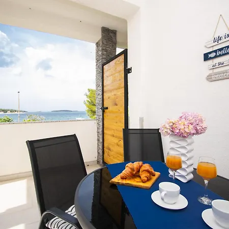 Alisa Lägenhet Brodarica (Sibenik-Knin)