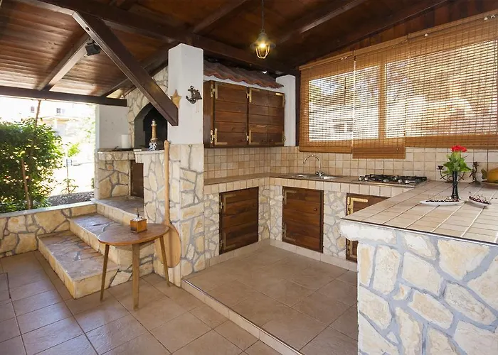 Alisa * ברודאריצה